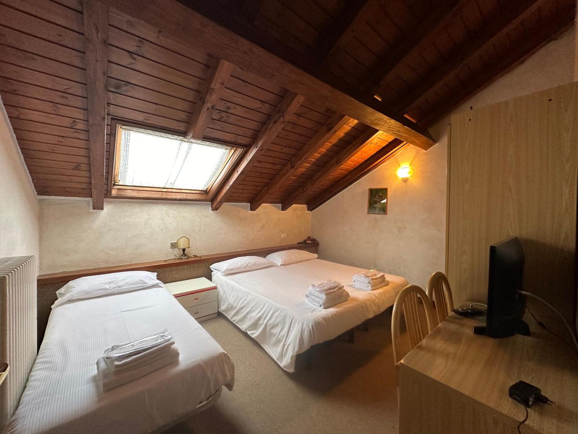 Hotel Alpi - Foza Exterior photo
